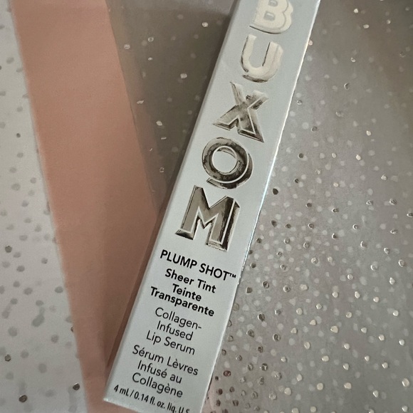 Buxom Plump Shot Sheer Tint in Plush Peach - Picture 4 of 4